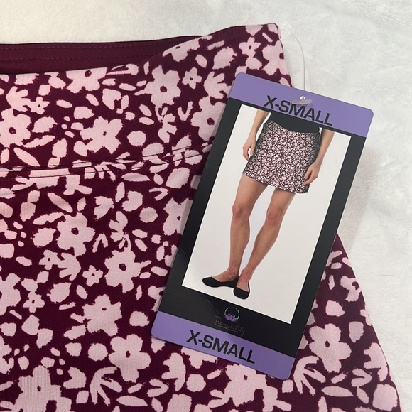 Tranquillity by Colorado clothing Plum purple Athletic Skort X-s ditsy floral - Picture 3 of 9